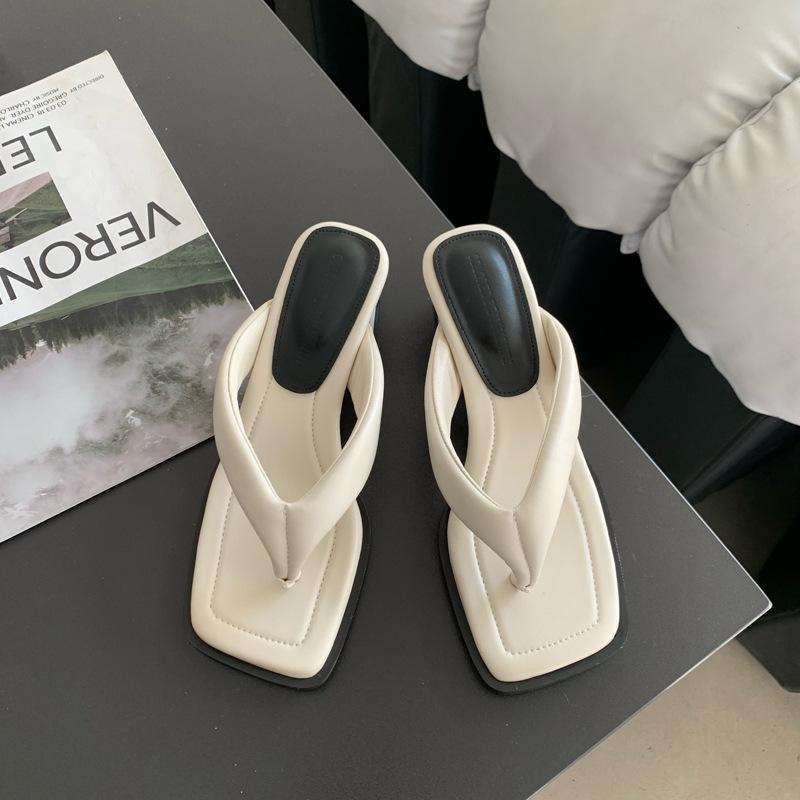 

Fashion European designer narrow band flip flops women high heels slippers yellow leather thong sandalias mujer chunky heel pantuflas 35 белый