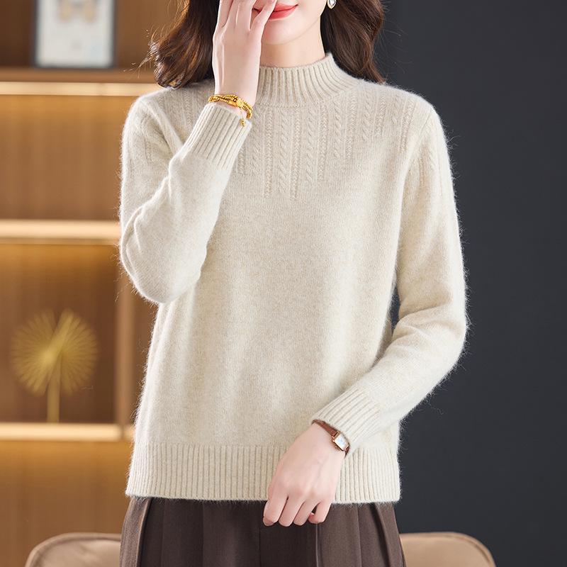 Women's Thickened Cashmere Sweater - Autumn/Winter New Style, Half-High Collar, Warm Wool Base Layer.