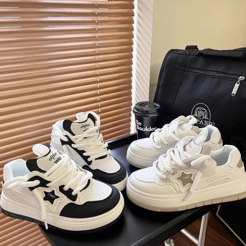 Fashion 2025 Fashion Vulcanized Platform Flat Sneakers Women Casual Sports Canvas Shoes Women Tennis Lolita Running Kawaii Women Shoes