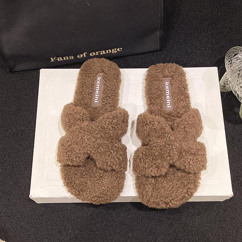 Flatsulade fluffiga tofflor för damers ytterkläder 2025 nya höst- och vinter tjocksulade inomhus hem mjukbottnade fluffiga bomullstofflor