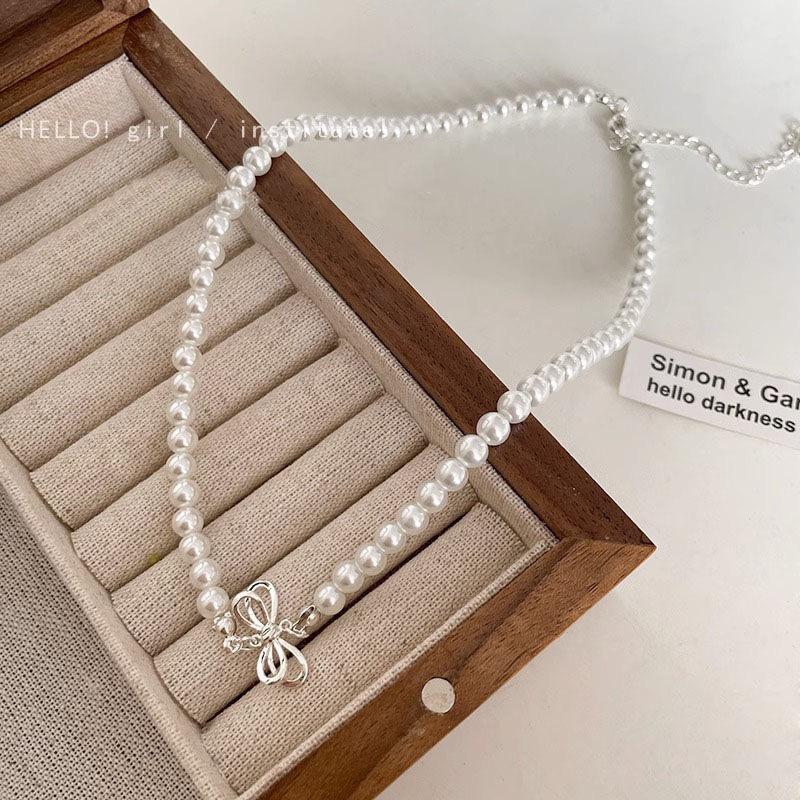 Gentle bow pearl necklace light luxury niche design sense premium collarbone chain female Internet celebrity temperament neck chain accessories