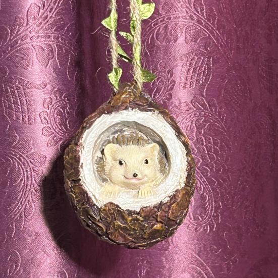 Little Hedgehog Ornament Cartoon Design Resin Craft Garden Statue Outdoor Indoor Balcony Flower Bed Patio Decoration