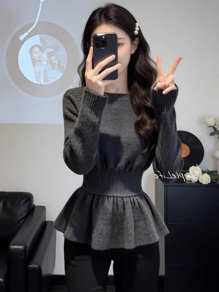 Plus Size Ruffled Knit Sweater for Women - Slimming, Waist-Cinched Design for Autumn/Winter