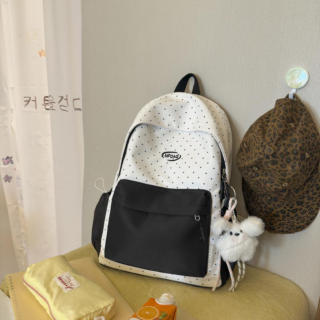Schoolbag wholesale Japanese new high-value fresh and sweet cute star backpack junior high school students lightweight travel backpack