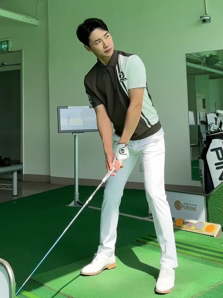 VOLVIK GOLFWEAR Men'S Golf Essential Regular Fit Pants Vmptp291_Ow
