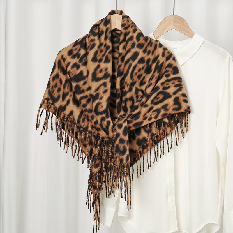 Leopard Print Pattern Imitation Cashmere Warm Shawl Autumn and Winter Popular Versatile Women's Scarf Short Fringed Long