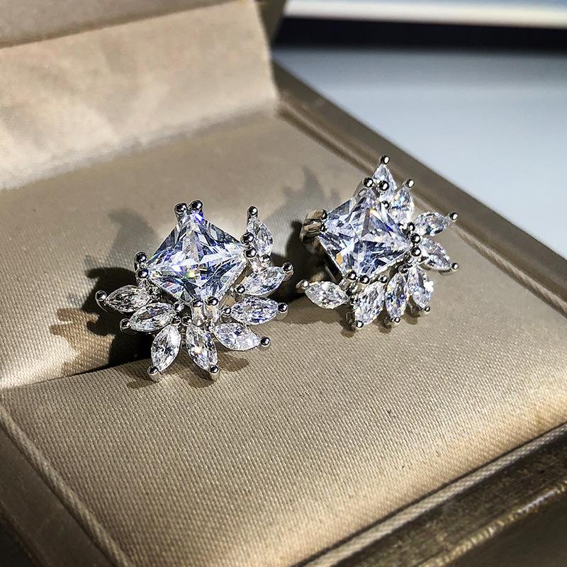 Aaa Zircon Women'S Stud Earrings Anti-Fall Ear Clips Flower Earrings Temperament Women'S Clothing Versatile Accessories