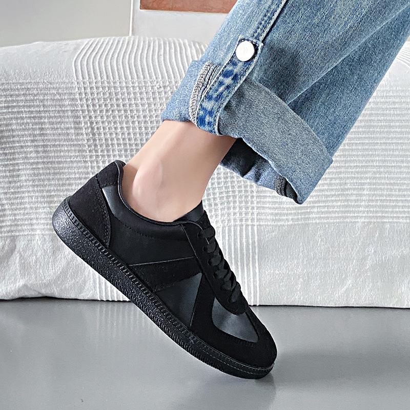 Vielseitige lässige kleine weiße Schuhe Damen Ins Trendy Vielseitige Damen Moral Trainingsschuhe Flachsohlige Straßenschuhe