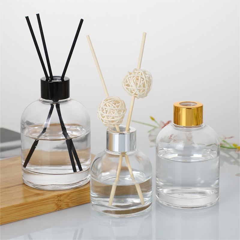 Glass Flameless Aroma Diffuser Bottle, Indoor Rattan Decor Ornament (Empty)