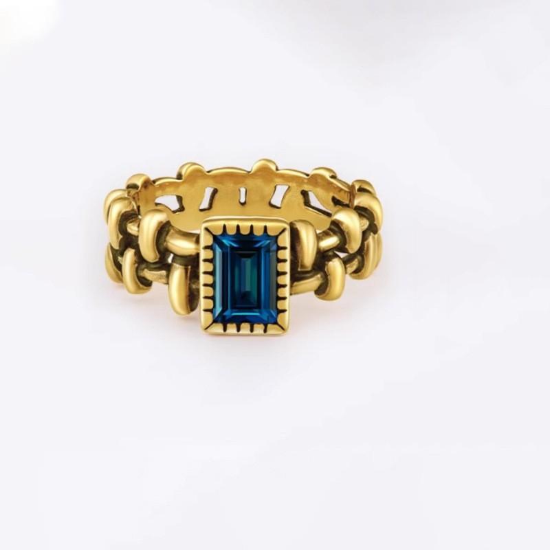 Sophisticated Antique Gold Adjustable Ring For Women With Unique Geometric Zircon Design