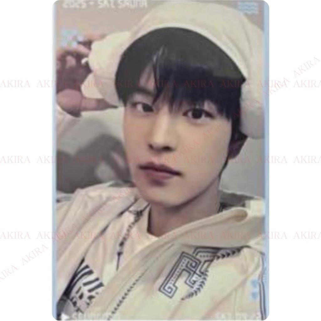 Stray Kids JYP JAPONYA POPUP MAĞAZASI 2025 SKZ SAUNA FOTOĞRAF KARTI ANAHTARLIK ROZET