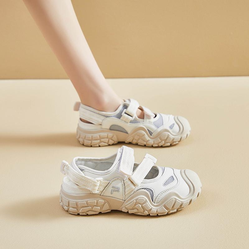 Új divattrend női szandálok 2024 nyár Kényelmes Légáteresztő Csúszásmentes Kopásálló Lapos szandálok Kültéri sport szandálok