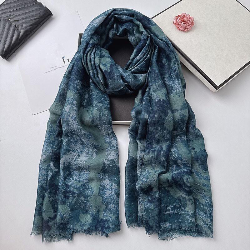 2025 Women's Winter Casual Tie-Dye Viscose Shawls Scarf - Thick Breathable Ombre Gradient Oil Painting, Non-Elastic Soft Fabric