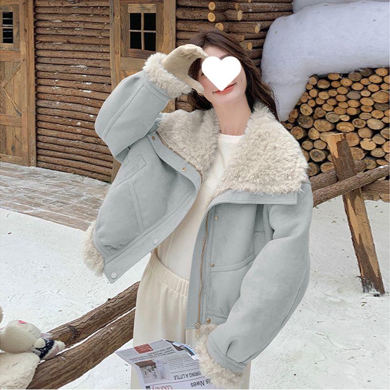 Fleece-Lined Fur Fashionable Winter Coat with Lambswool Lapel S (below 100 lbs) синий