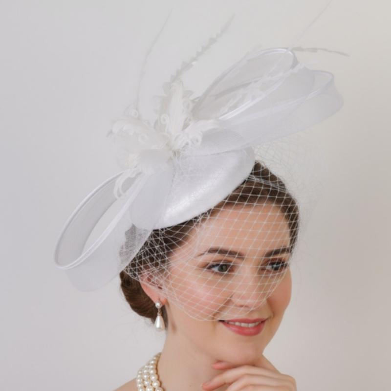 Ladies Feather Hair Pillbox Fascinator Hat Women Elegant Royal Mesh Headwear Ladies Event Wedding Veils Fascinators