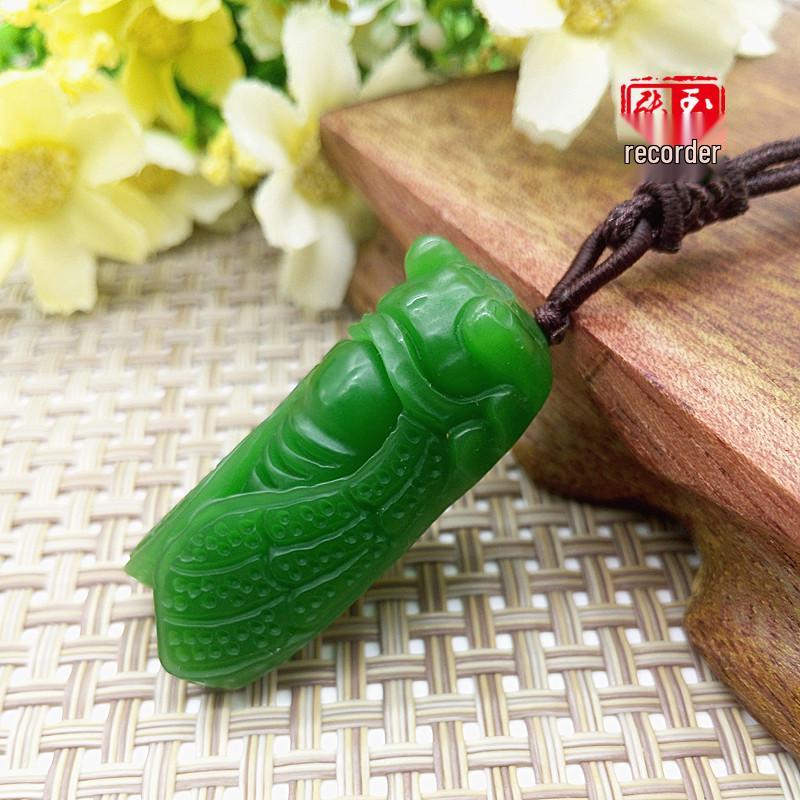High-quality Xinjiang Hetian Jade Green Cicada Pendant In Outer Mongolian Spinach Green.