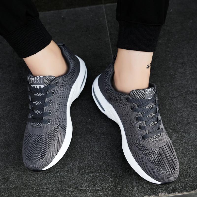 Neue Elastizität Luftkissen Herren Sportschuhe Atmungsaktive Freizeitschuhe Leichte Herren Plateau-Sneaker Höhenerhöhende Herrenschuhe