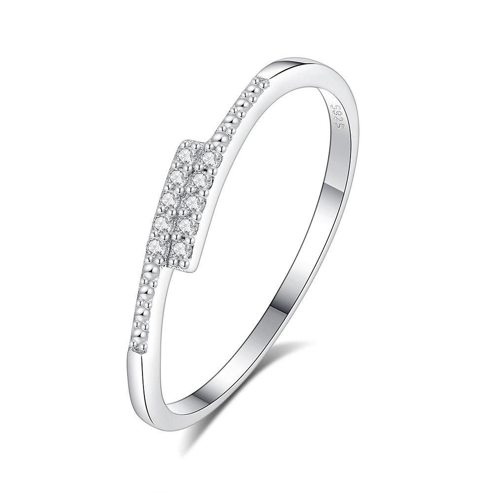 

Кольцо женское из стерлингового серебра 925 пробы с бриллиантовой дорожкой, штабелируемое - Простое, универсальное и модное кольцо на мизинец Size 8