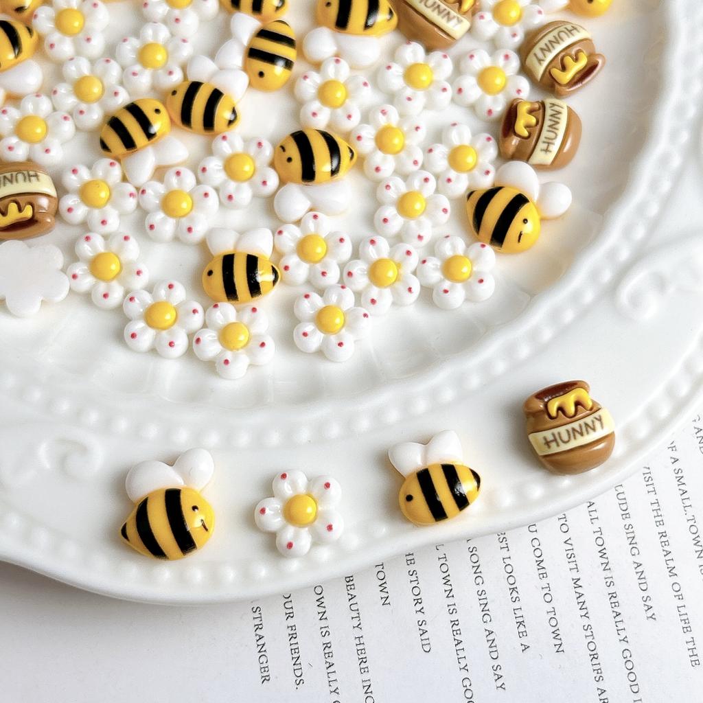 20/60pcs Honey Jar Resin Charms Suitable for DIY Nail Art, Jewelry Making, Crafts - Bee-Themed Decorations with Honey Jars