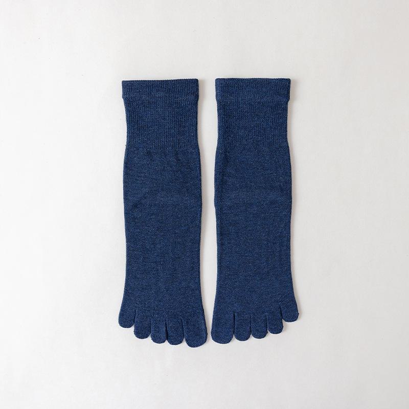Unisex All-Season Cotton Split-Toe Five-Finger Socks - Breathable, Solid Color, Mid-Tube for Sports and Leisure.