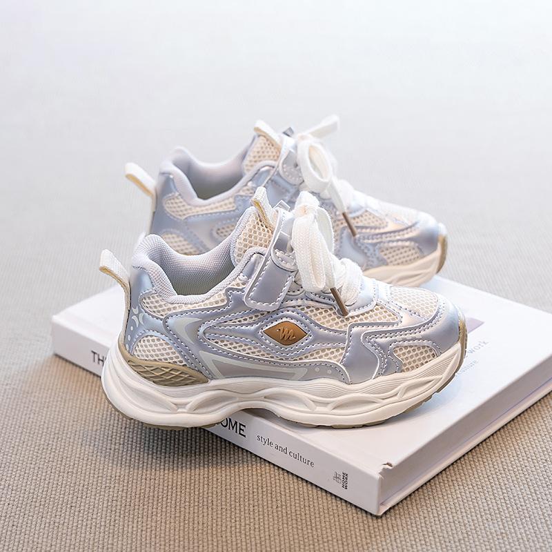 Boys' sneakers 2025 new spring and autumn girls' shoes lightweight children's little white shoes breathable spring dad shoes