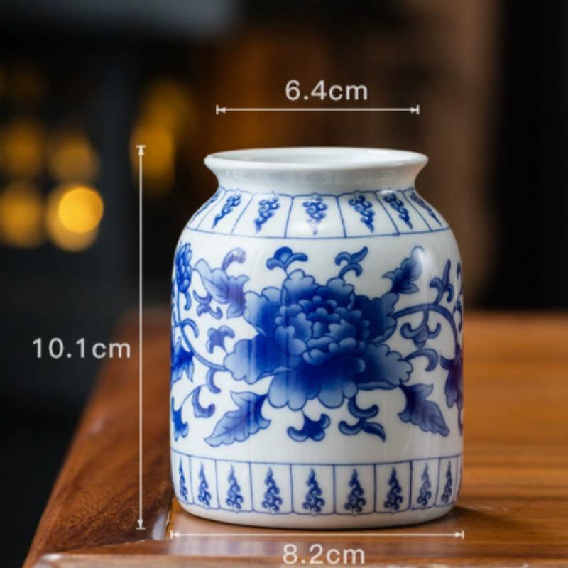 Antique Blue and White Chinese Porcelain Vase - European & American Handicraft for Flower Arrangements