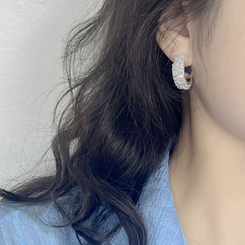 SOSOO Crystal Bold Ring Earrings