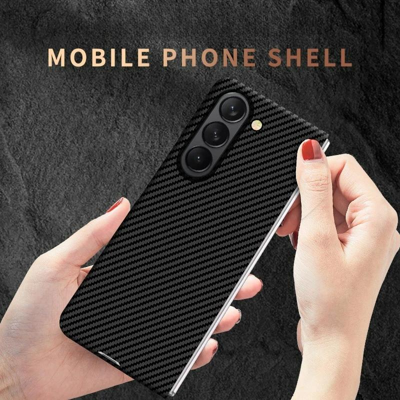 Ultra tenké matné pouzdro na telefon z uhlíkových vláken pro originální Samsung Galaxy Z Fold 7 6 5 4 na dotek jako kůže, nárazuvzdorný tvrdý zadní kryt