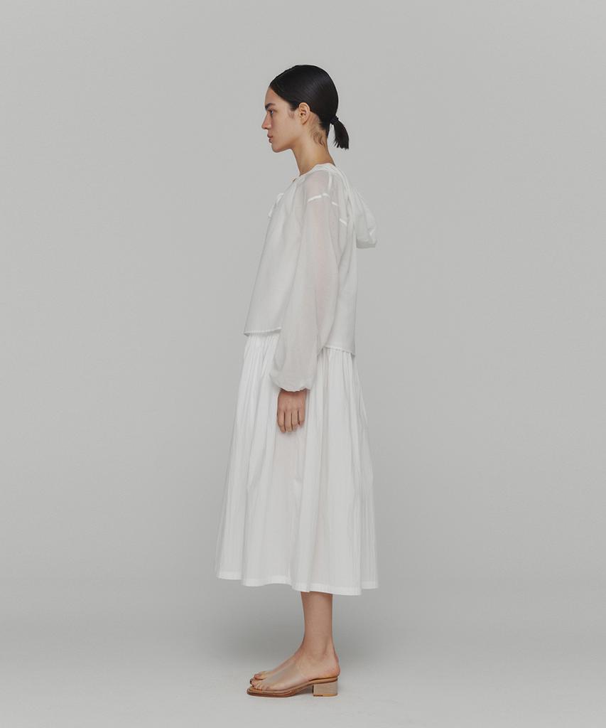 Amomento Sheer Shirring Hooded Blouse_White