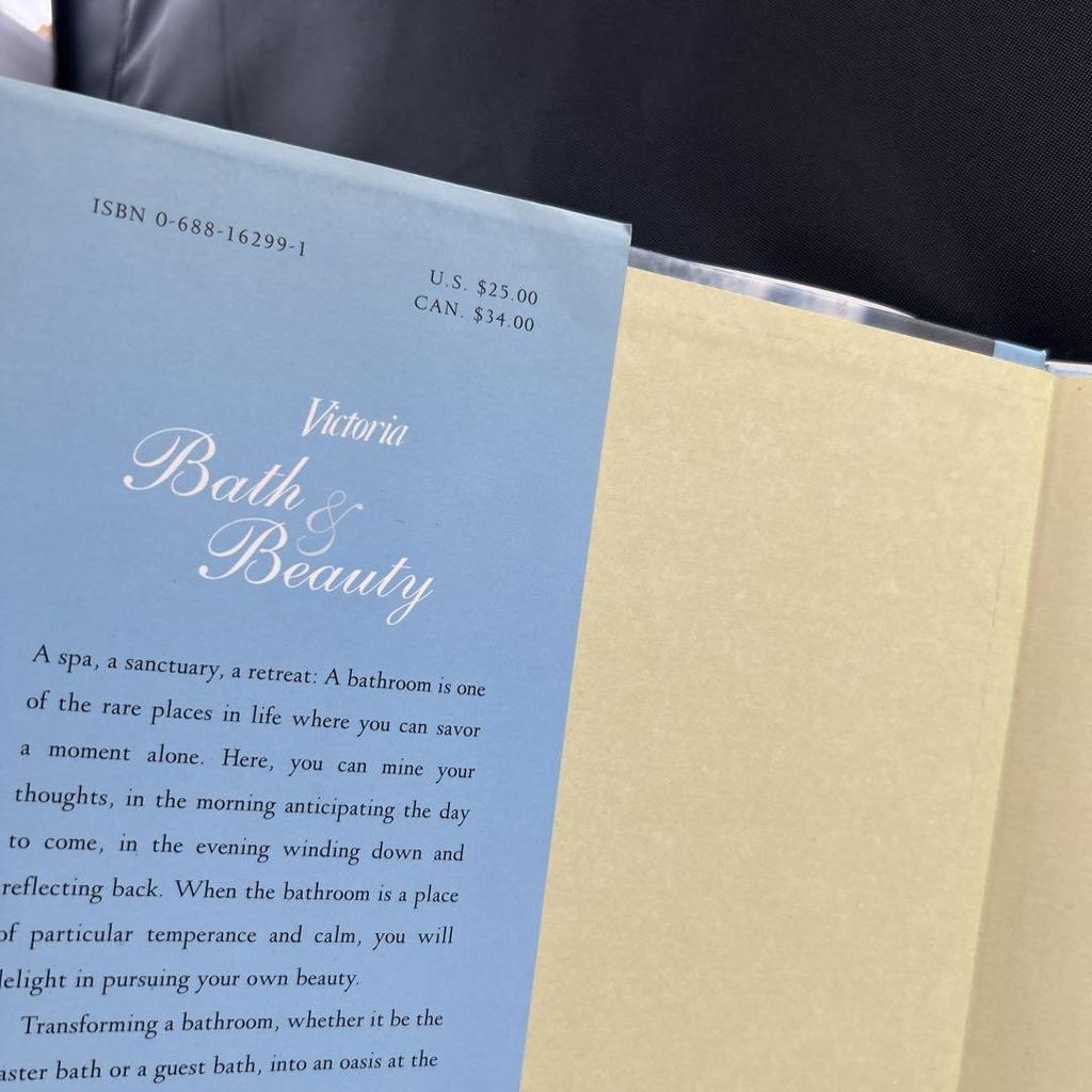 [USED] Bathbeauty Books French Antiques British Antiques