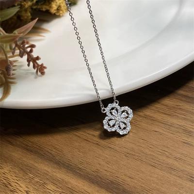 Full Diamond Four-leaf Clover Necklace Light Luxury Niche Collarbone Chain Transshipment Item Jewelry Gift for Girlfriend and Girlfriend