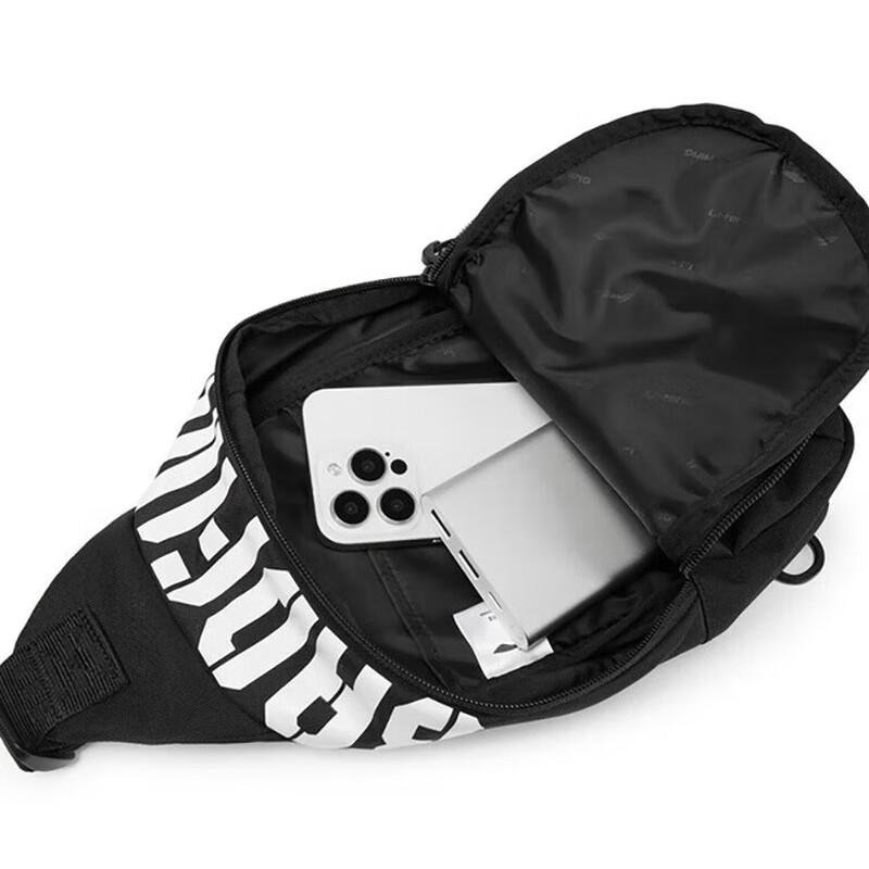 Li-Ning Counterattack Splash-Proof Sports Chest Bag