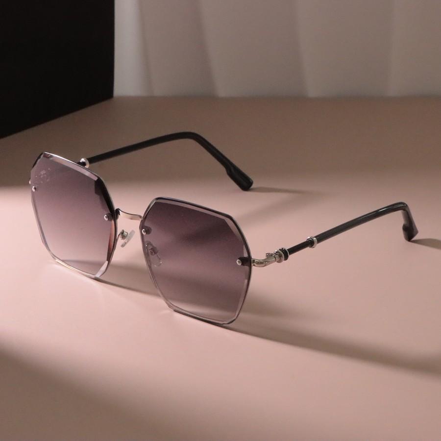 

Классические модные солнцезащитные очки Женские Mencepai Other