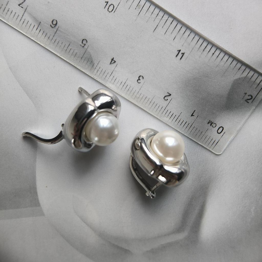 Silver Earrings with Natural Pearls (2192688)
