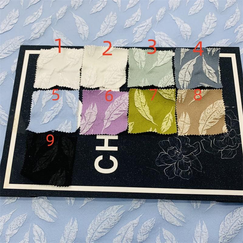 High Quality 100% Polyester Non-Elastic Breathable Yarn Dyed Knitted Medium Weight Lace Jacquard Make-To-Order Lining Baby/Kids