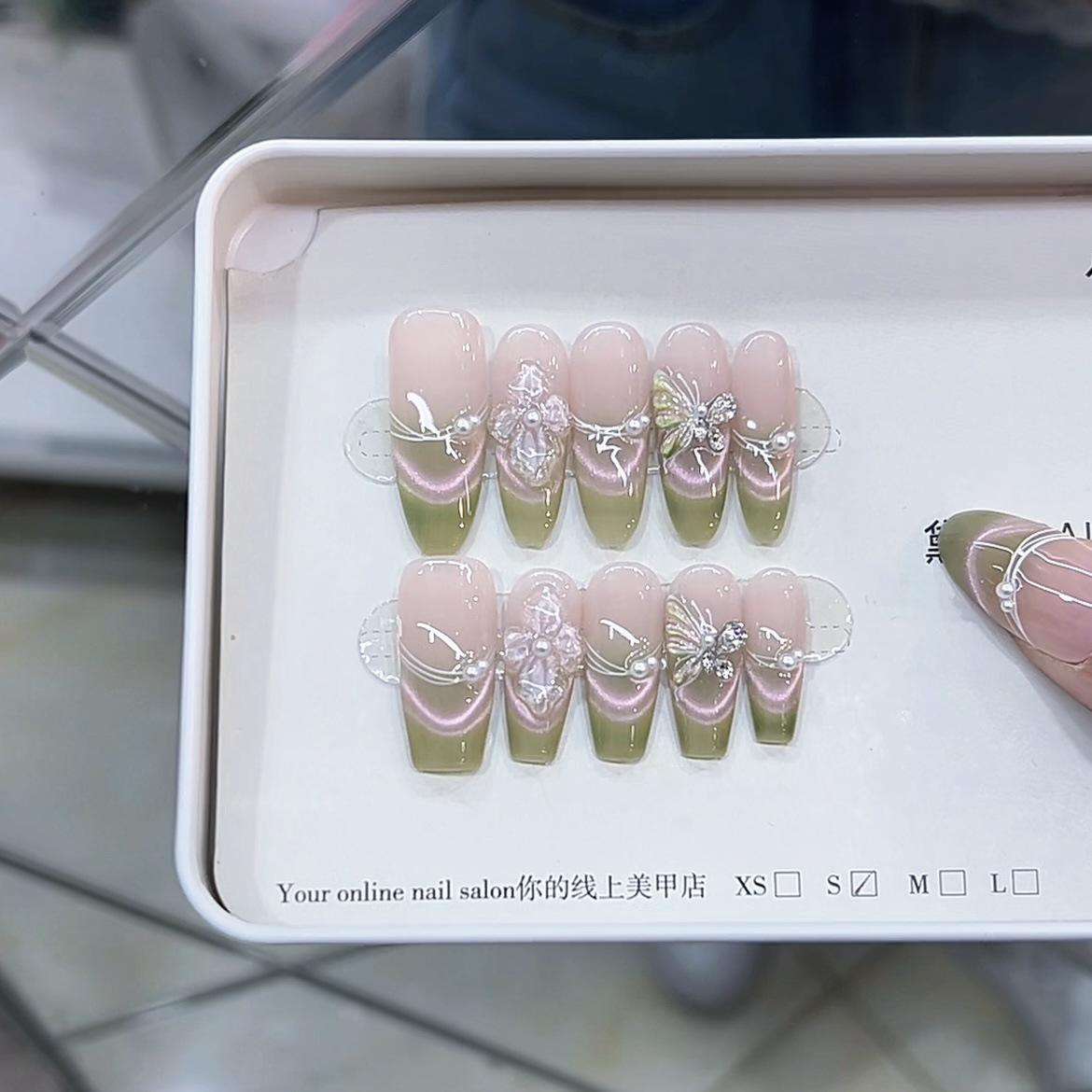 

Чисто ручная лепка Новые красочные гуавы Трехмерный пятилепестковый цветок Французский кошачий глаз Темперамент Наклейка для ногтей large L