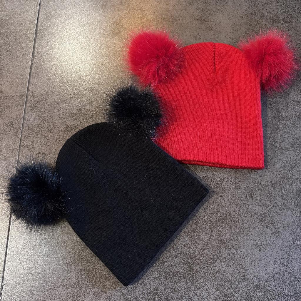 Solid Double Color Ball Knitted Cap Beanie With No Brim For Winter Daily Use