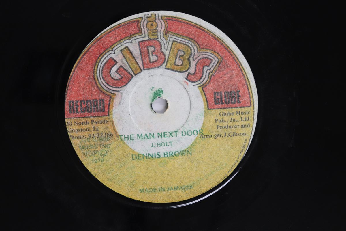 

12-дюймовая пластинка DENNIS BROWN Man Next Door Three Meals A Day NONE JOE GIBBS RECOR 1979 Ямайка Регги Ска Даб Б/У