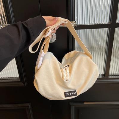 Women's Bags New Dim Sum Niche Light Feminine Simple Sports and Leisure Cross-body Shoulder Bag