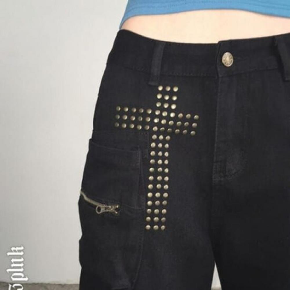 The Pink Women Calit Vintage Studded Pintuck Wide Cargo Pants