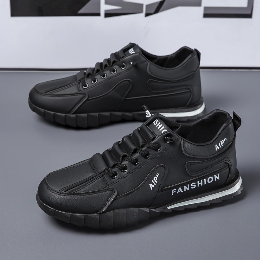

New 2025 spring leather men s shoes casual shoes lightweight non-slip versatile sports shoes fashionable one-pedal tooling shoes 39 чёрный