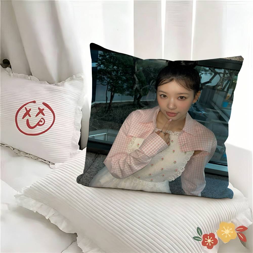 Pc KPOP Moka Singer IILLIT Pillow Case Fashion Square Pillowcase Bedroom Sofa Room Ins Decoration Leisure