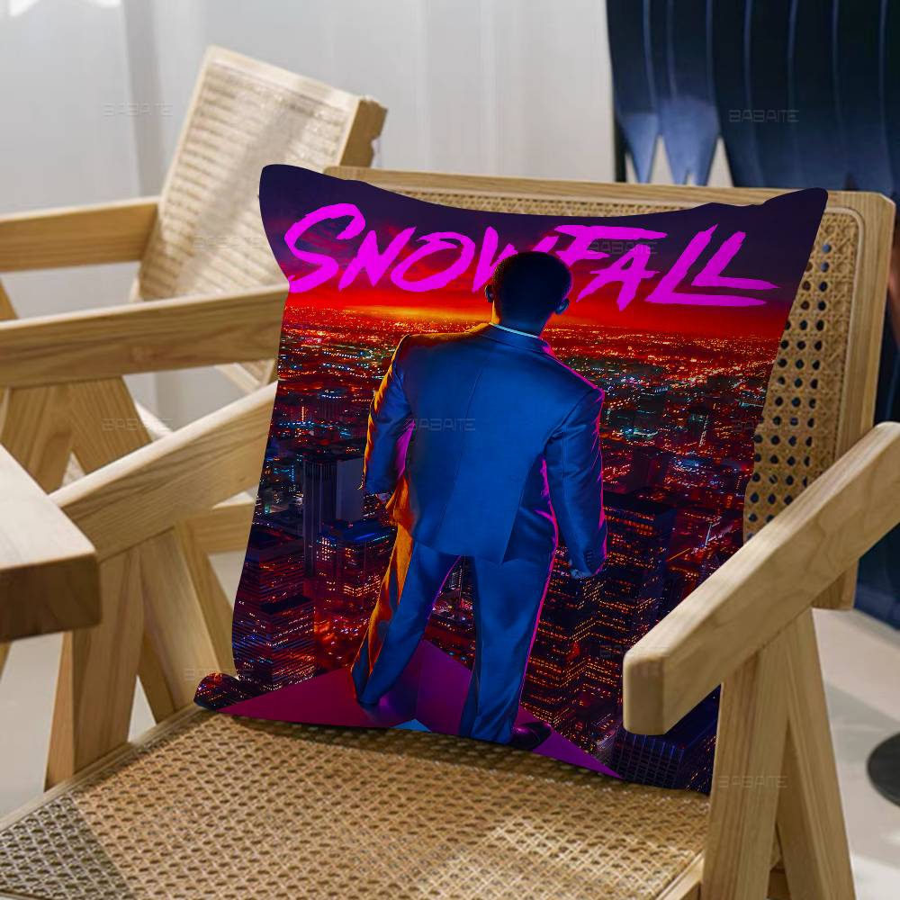 Snowfall Vintage Anime Cushion Cover Polyester Sofa Cushions Decorative Throw Pillows Home Decoration Pillowcover