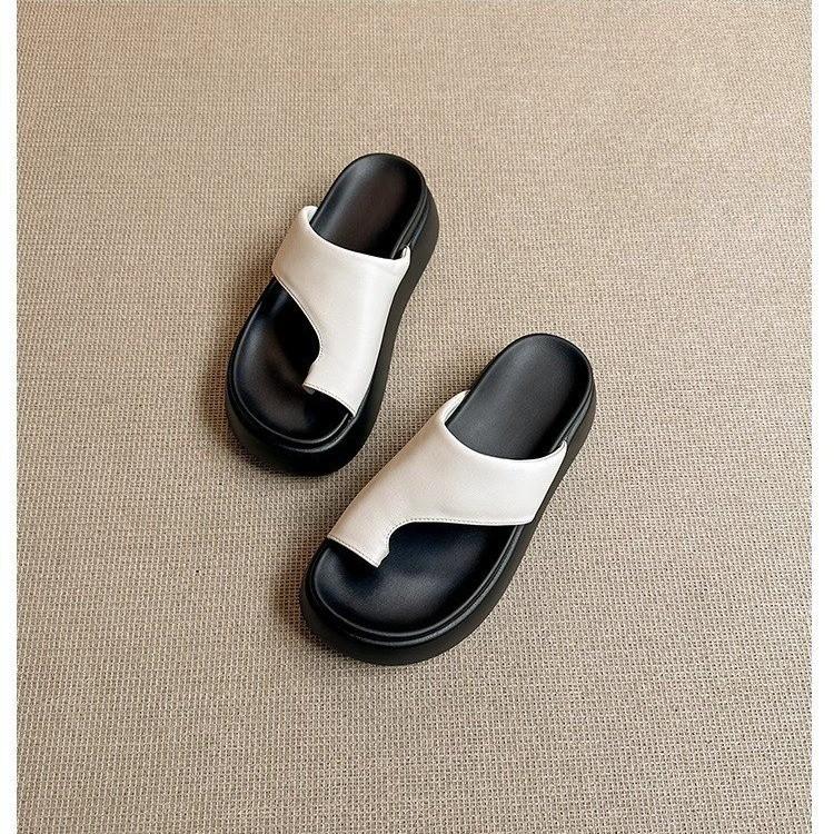 

Design sense niche thick-soled toe sandals summer wear Roman women s shoes fashion ins seaside slippers beach shoes 40