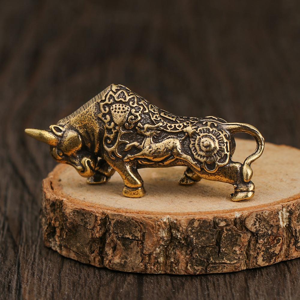 Style Brass Bull Figurine Miniature Zodiac Cattle Abstract Animal Sculpture Desktop Ornament