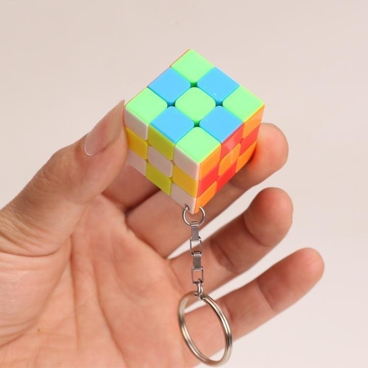 Cube Magic Cubes Stress Relief Spin Toys Gifts for Children Three Layer Key Ring Brain Teaser Toy