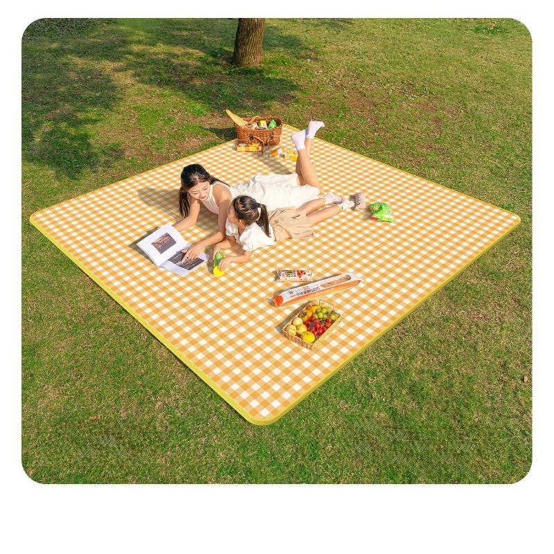Aluminum film moisture-proof mat outdoor camping thickened wear-resistant lightweight folding four-season universal portable