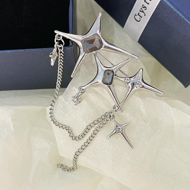 Korean Metallic Star Chain Brooch with Tassel - Niche Fashion Accessory