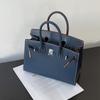 Geantă versatilă platină pentru femei, patru sezoane, universală, geantă de mână de lux ușor, crossbody, capacitate mare, aspect de înaltă calitate, retro european și american