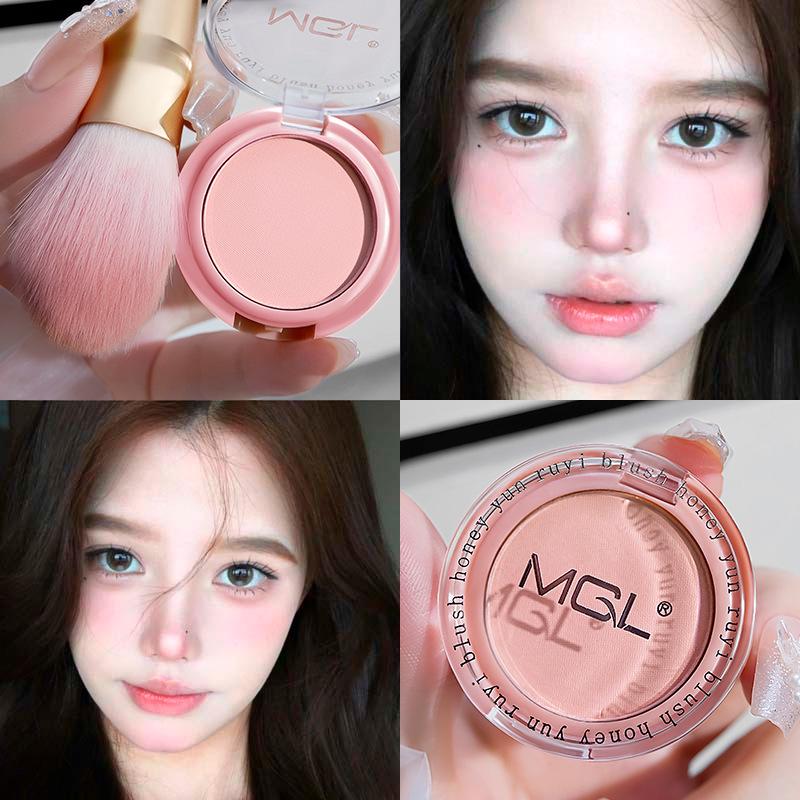Girlish Pink Nude Makeup Blush Palette: Korean Style, Student-Friendly, Subtle Single-Color with Low Saturation.